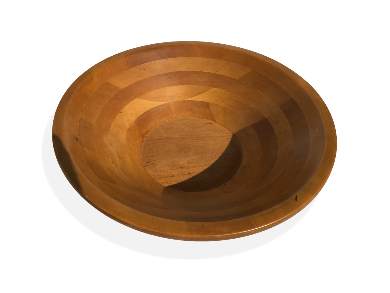 Piatto in legno adatto per centrotavola.