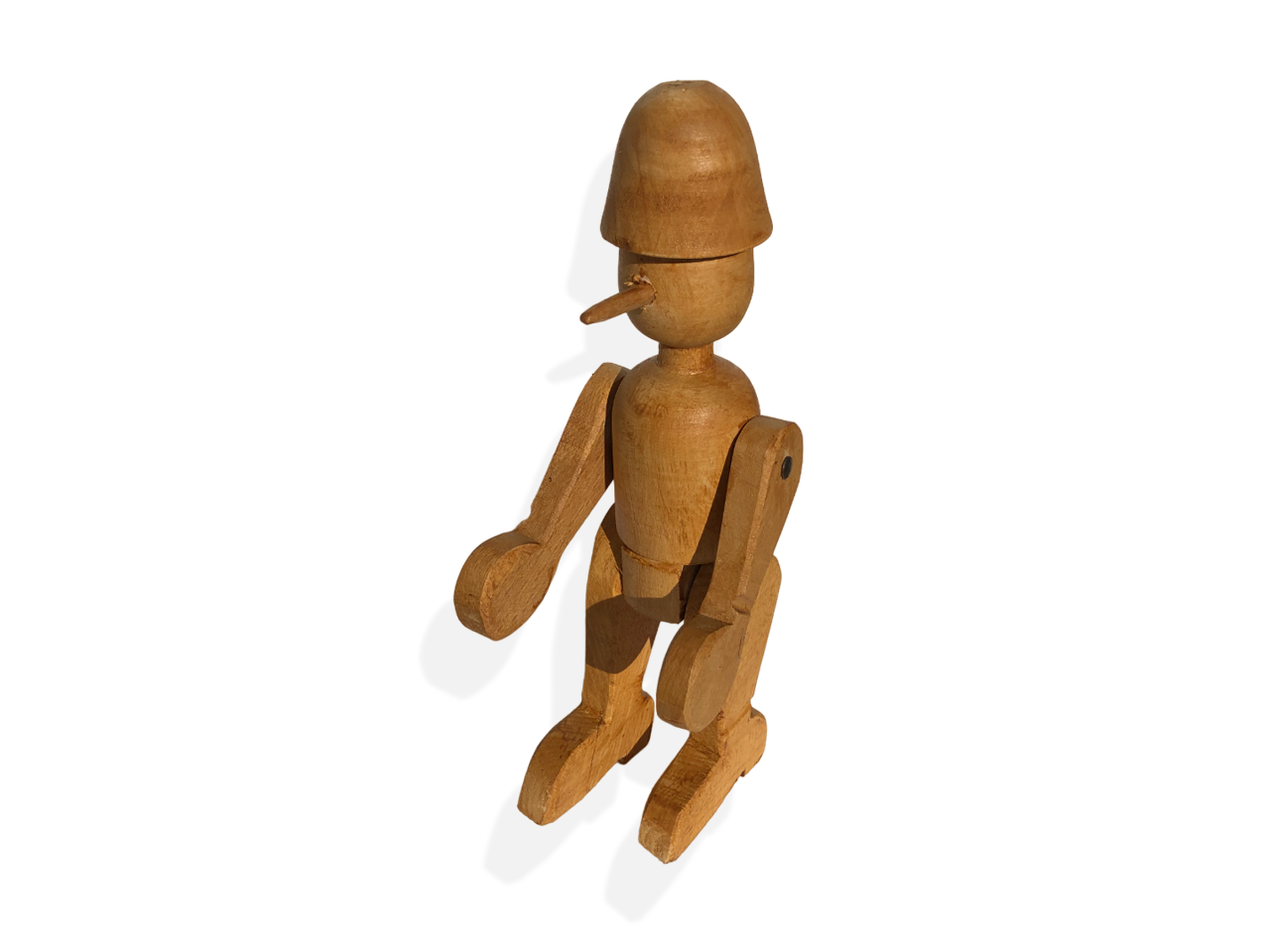 Pinocchio in legno tornito, figura intera.